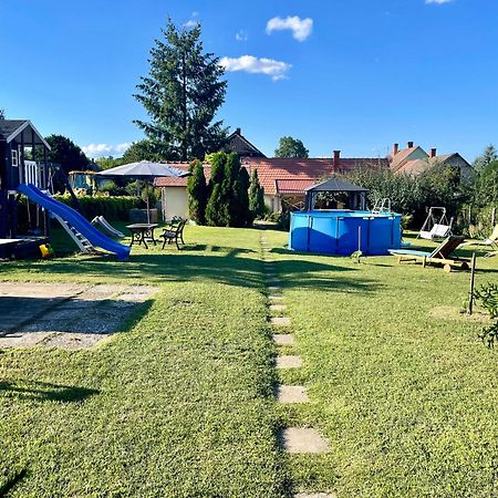 Pol-Lak Apartment Szolosgyorok Luaran gambar