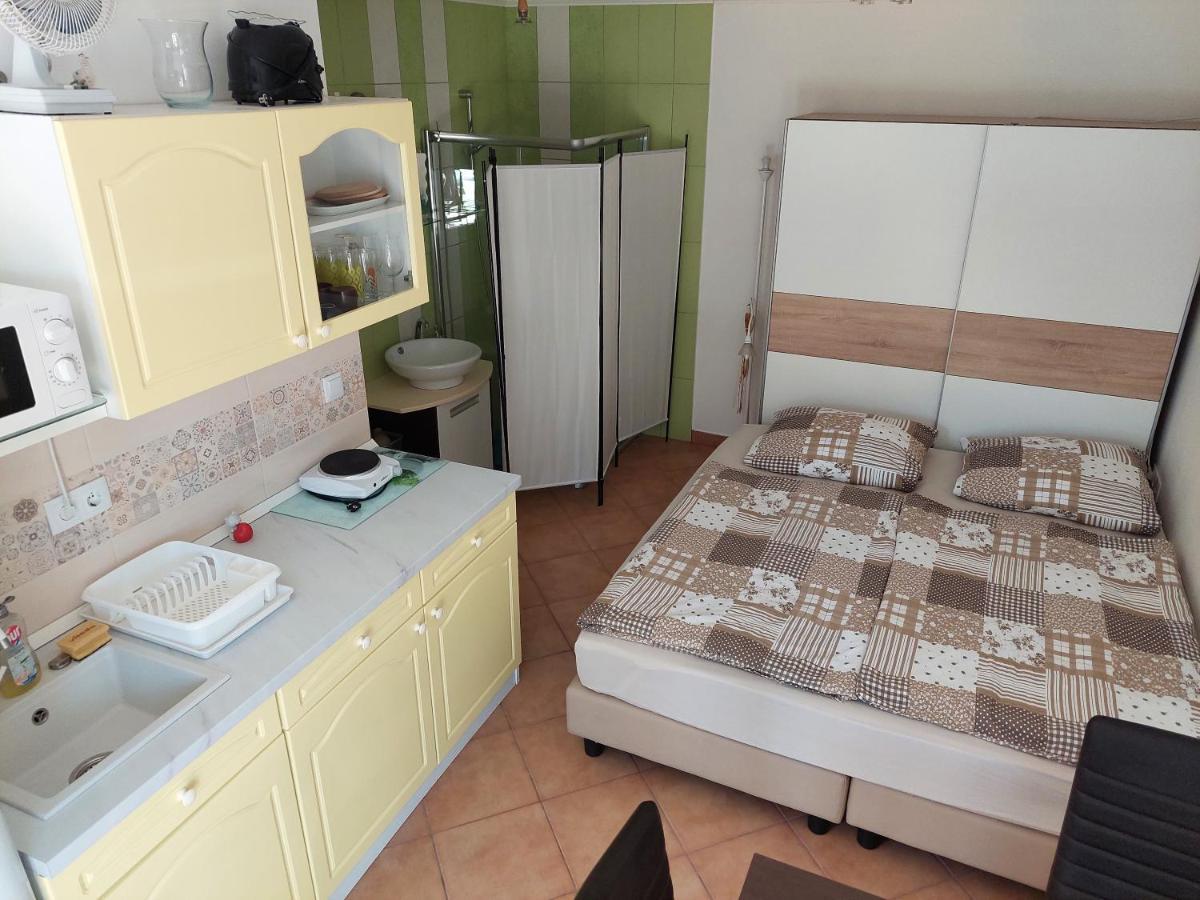Pol-Lak Apartment Szolosgyorok Luaran gambar